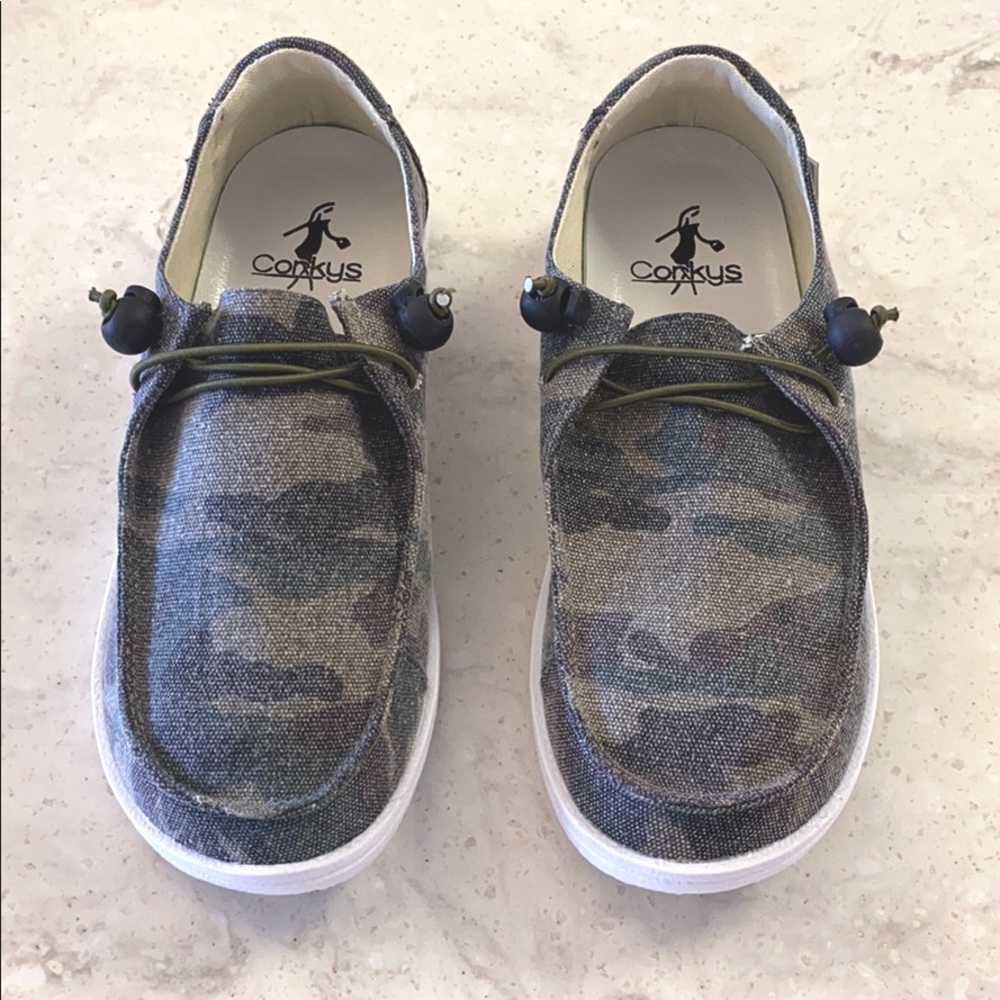 Camp slip on shoe by Corkys
